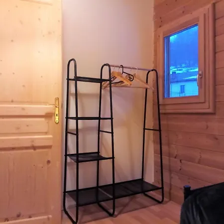 Des Brocards Chalet *